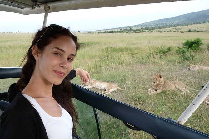 7-Days Private Midrange Safari; Serengeti & Ngorongoro Crater - Professional Driver and Guide