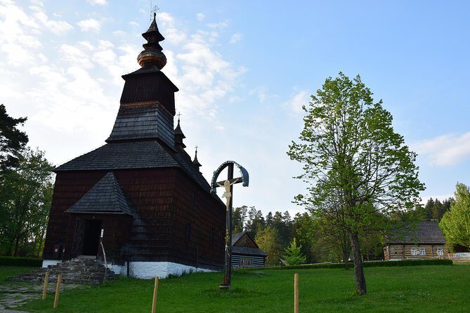 7 days Tour - The best of Eastern Slovakia (2 people minimum & maximum 4 people) - FAQ