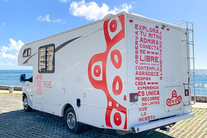7 Days Visit to the Dominican Republic in Camper With Driver - Camper Amenities and Features