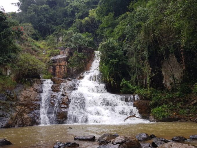 7-Hour Datanla Waterfall, Clay Tunnel and Holy See Temple - Frequently Asked Questions