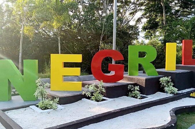 7 Mile Beach and Rick's Cafe in Negril from Montego Bay Private Tour - Who Should Consider This Tour?