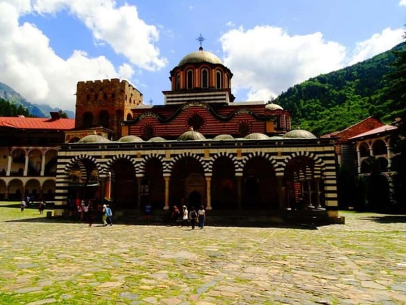 7 Rila lakes and Rila monastery day tour from Sofia - Key Points