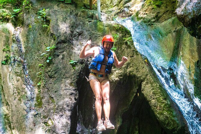 7 Waterfalls & 5 Zip Lines Shore Excursion Amber Cove & Taino Bay - What Sets This Tour Apart