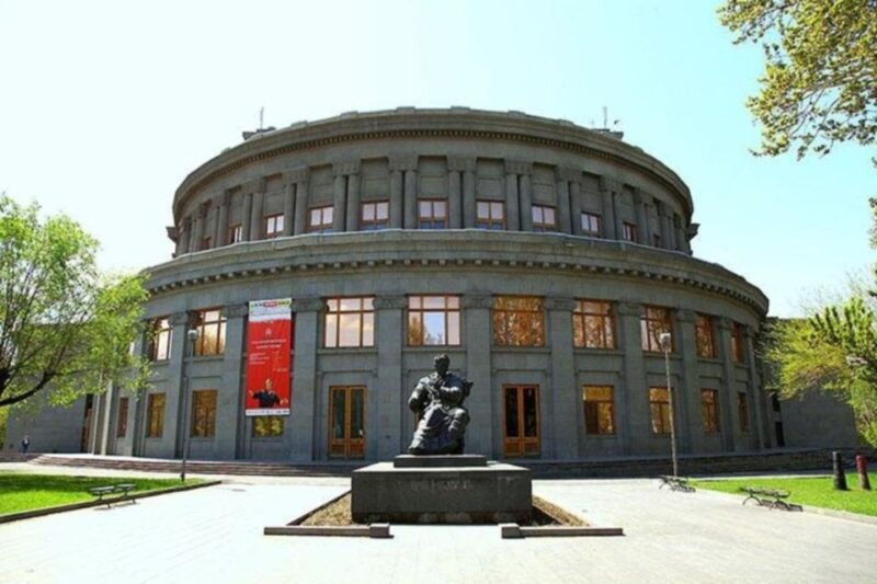 8-10 Hours Transport Rental With Driver in Armenia - Customizable Itineraries