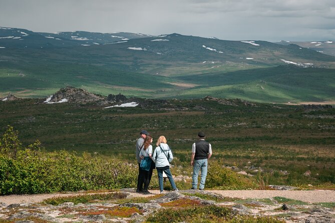 8-12 Hour Private Arctic Circle Experience in Alaska With Lunch - Whats Included in the Experience