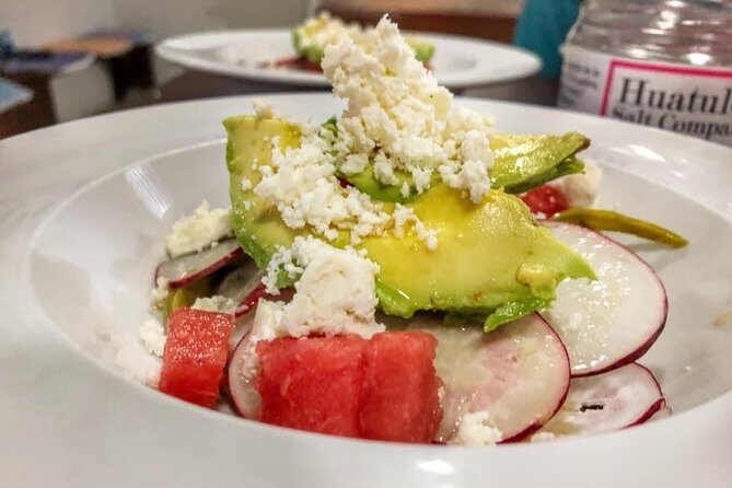 8-Course Dinner Experience in Huatulco - Who Should Consider This Tour?