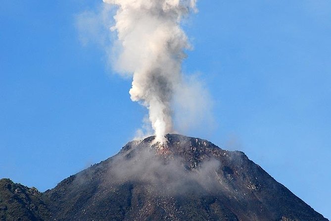 8 Day - San Jose - Arenal Volcano - Manuel Antonio Beach - Itinerary: Day 2 - Arenal Volcano