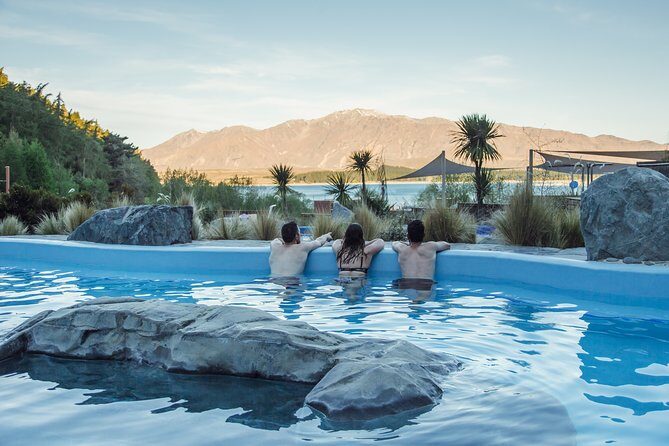 8 Day Southern Secrets Small Group Tour - Visiting a Sheep and Beef Farm in Tawanui