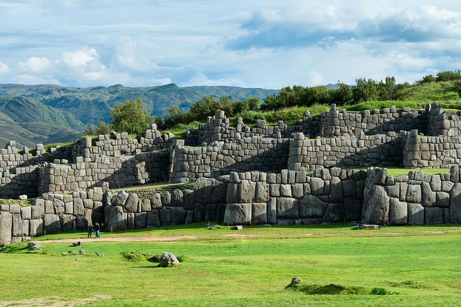 8 Days - |ALL INCLUDED| Machupicchu Magic (Private Service) - Moray and Maras Tour