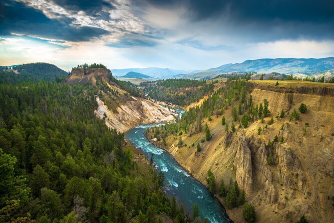 8 Days Tour Grand Teton & Yellowstone Explorer - Booking Information