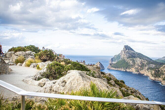 8-Hour Formentor and Sineu Market with boat trip Tour in Mallorca - An In-Depth Look at the Mallorca Day Trip