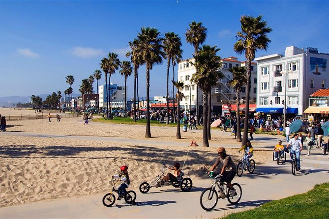 8-Hour Limo Tour of All of Los Angeles to Malibu, Santa Monica, Venice,Hollywood - Pickup and Accessibility