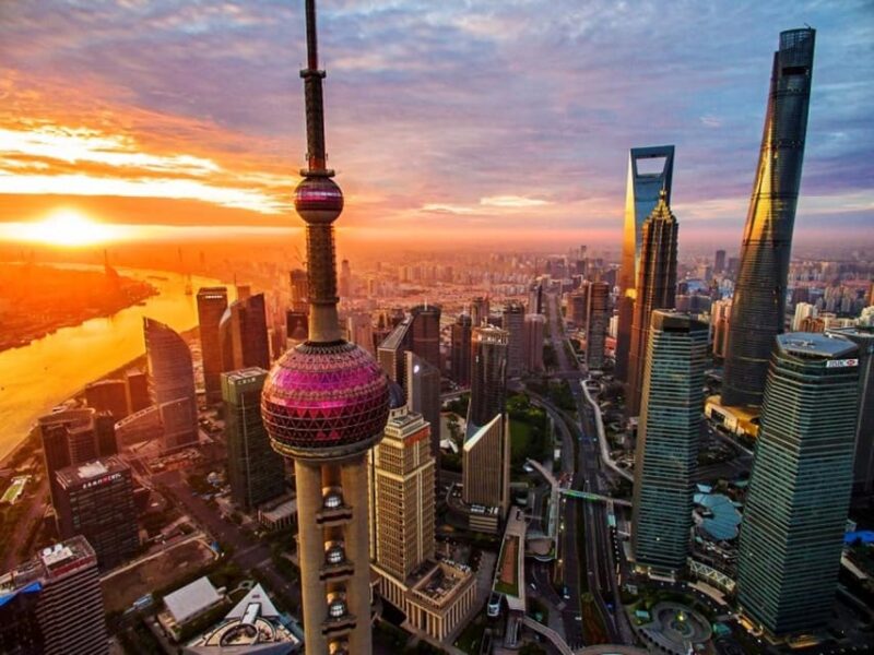 8-hour Shanghai City Private Tour by German-Speaking Guide - Tour Overview