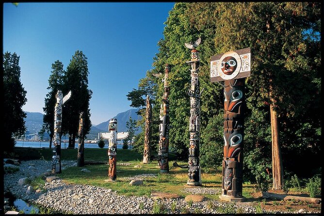 8 Hours Private Tour of Vancouver & Capilano Bridge & Beyond - Tour Highlights