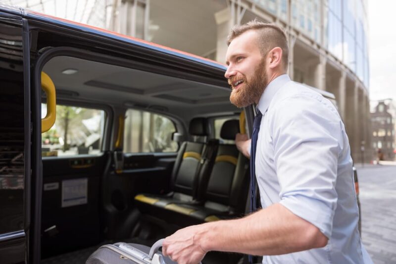 8 Passengers- XL London Stansted Airport To/From City Centre - Professional Drivers