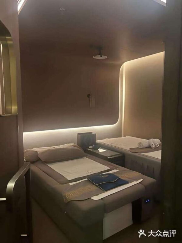 90-minute foot bath massage - Discovering the Joy of a 90-Minute Foot Bath Massage in China