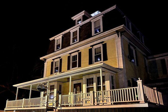 90-Minute Ghost Walking Tour in Boothbay Harbor - A Detailed Look at the Tour Itinerary