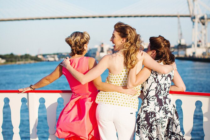 90-Minute Savannah Riverboat Sightseeing Cruise - Parking and Smoking Policy