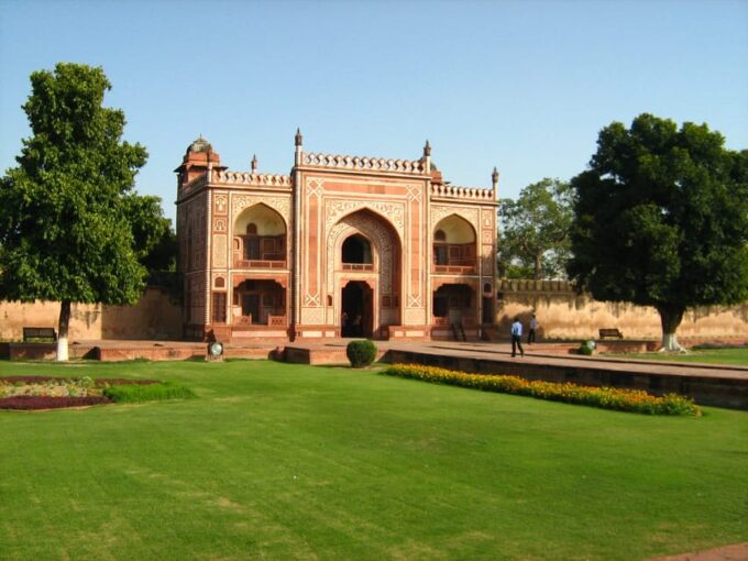 90 Minutes Delhi Agra Tour By Superfast Train Experience - Frequently Asked Questions