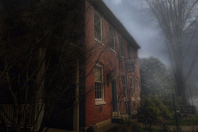 90 Minutes Ghost Walking Tour in Kennebunkport - What to Expect During the Tour