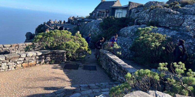 A 16-Minute Two Oceans Scenic Helicopter Flight Day Tour - Itinerary Highlights