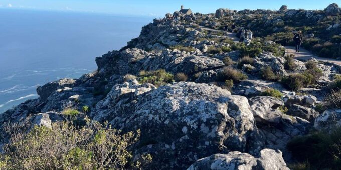 A 16-Minute Two Oceans Scenic Helicopter Flight Day Tour - Getting to the Meeting Point