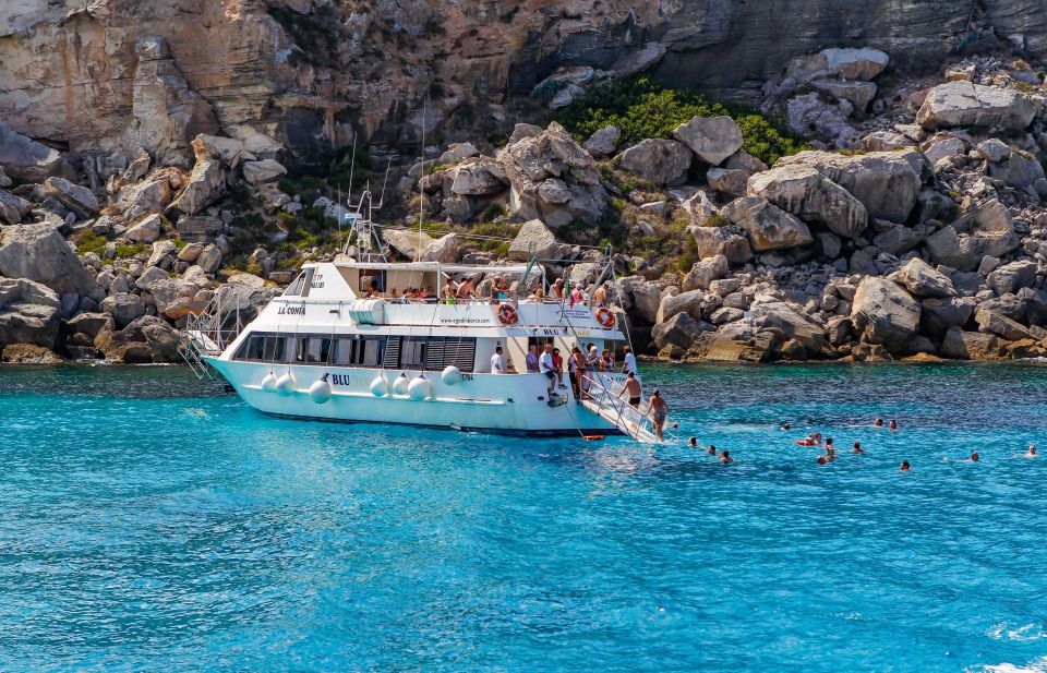 A Coffee Togheter, Some Advice and Favignana Levanzo Cruise - Discovering Levanzo