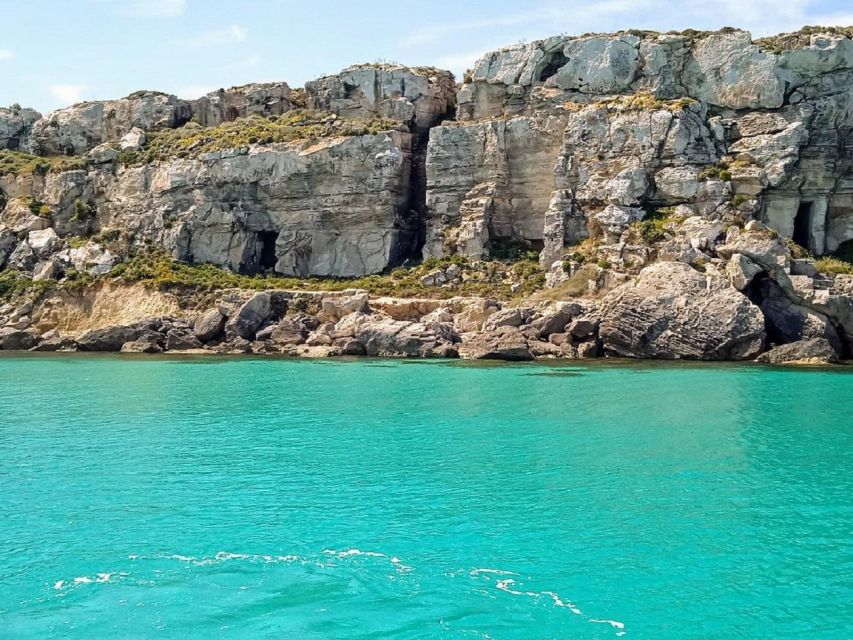 A Coffee Togheter, Some Advice and Favignana Levanzo Cruise - Practical Travel Tips