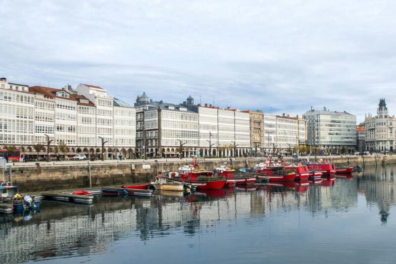 A Coruña: 4-Hour Guided City Walking Tour With Food Tasting - Authentic Galician Cuisine Experience