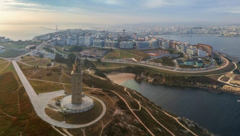 A Coruña: Essential Walking Tour of the City's Landmarks - Small Group Experience
