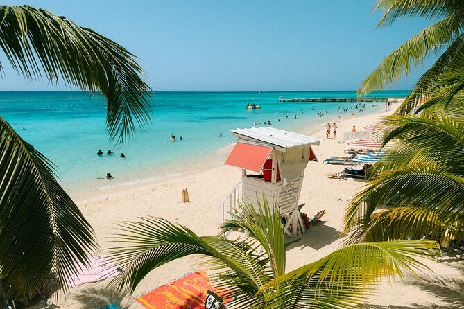 A day at the Beach at Doctor's Cave- Montego Bay with pickup - Key Points