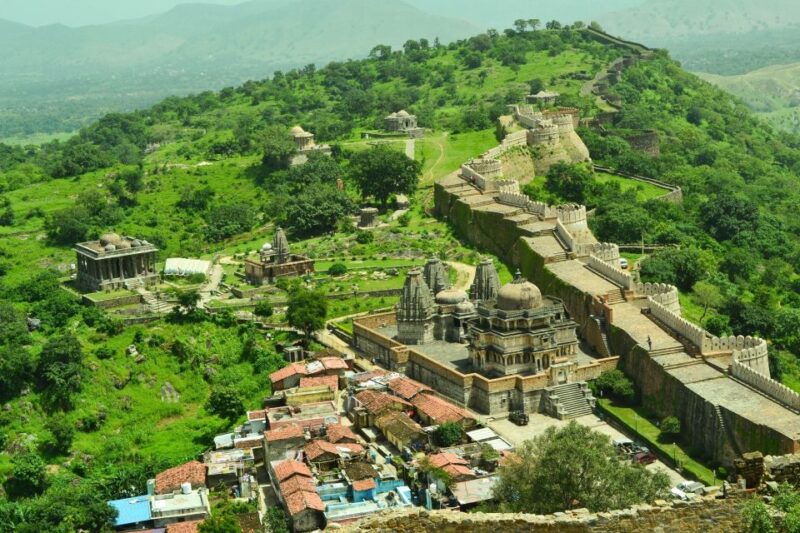 A Day Tour of Ranakpur Temple, Kumbhalgarh Fort From Udaipur - Transportation Details