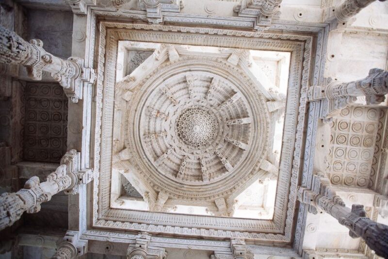 A Day Tour of Ranakpur Temple, Kumbhalgarh Fort From Udaipur - Guided Tour Experience