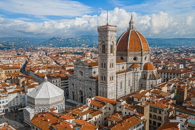 A guided floating tour of Florence with typical food and wine - Food and Wine: Savoring Tuscany on the Water