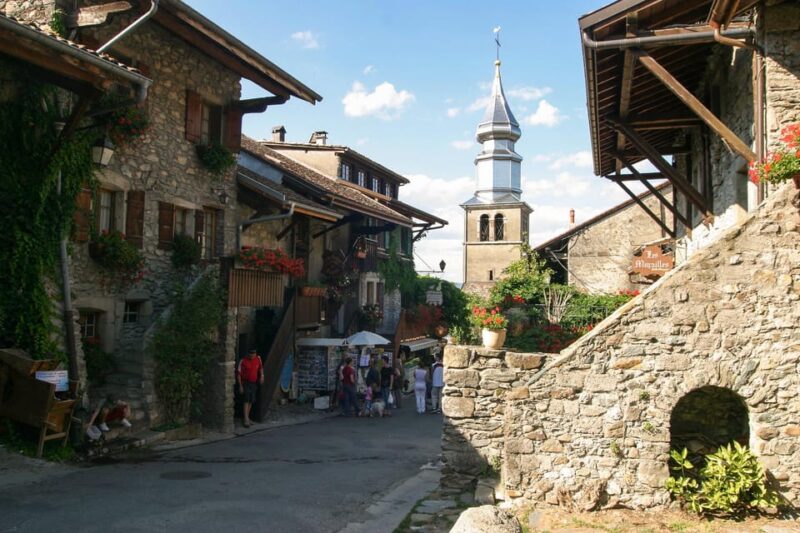 A Guided Tour of the Medieval Village of Yvoire - Itinerary