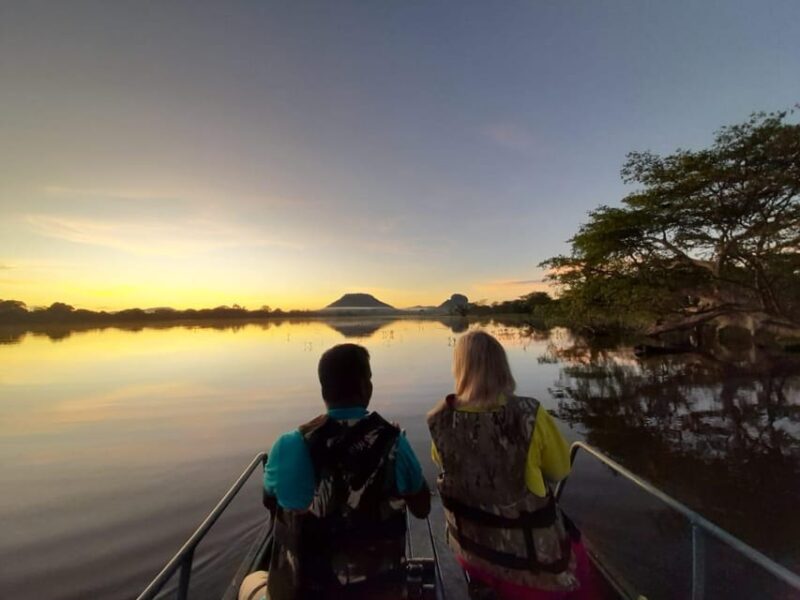 A Hidden Gem in Sigiriya: Magical Boat Journey. - Scenic Vistas