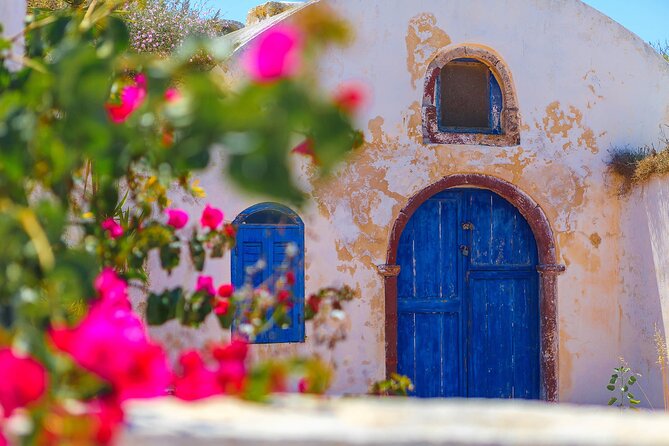 A Journey to the Tradition of Santorini SUV Private Tour - Preparing for Your Santorini Adventure