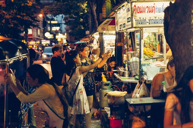 A Magical Evening in Bangkok: Private City Tour - Sampling Local Eats