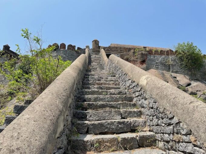 A Private Day Tour From Chennai to Gingee & Thiruvannamalai - What to Bring