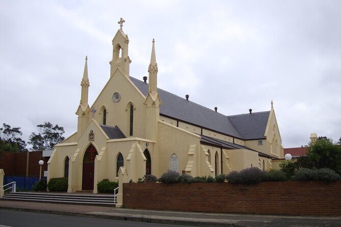 A Remarkable Scavenger Hunt: Wollongongs Storied History - What’s Included and What’s Not