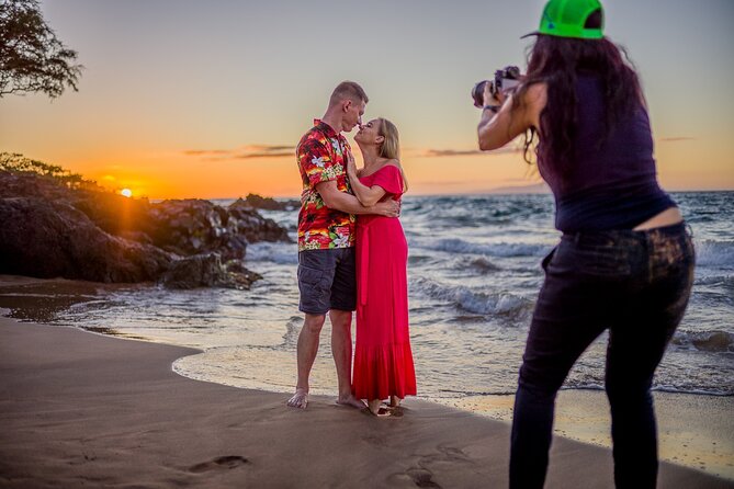 A Romantic Photoshoot for 2 in Maui - Health and Accessibility Considerations