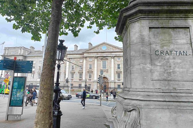 A Self-Guided Audio Tour of Dublins Temple Bar - Wheelchair Accessibility and Inclusivity