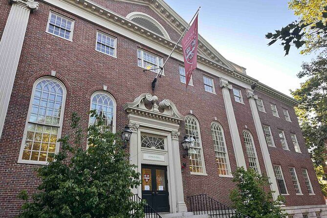 A Self-Guided Harvard University Walking Tour - Practical Details and Tips