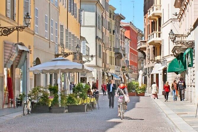 A Self-Guided Tour of Parma's Tasty Food Traditions - Exploring Parma’s Architectural Charm