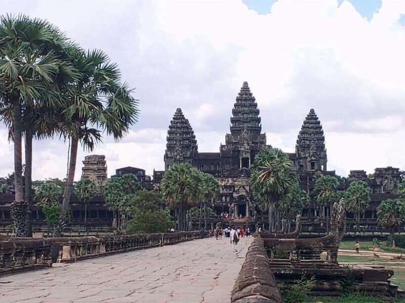 A Small Sharing Tour to Angkor Temples - The Experience in Detail