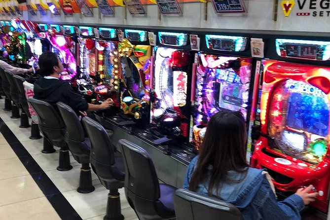 A Tour to Enjoy Japanese Official Gambling (Horse Racing, Bicycle Racing, Pachinko) - Pickup and Start Time Details