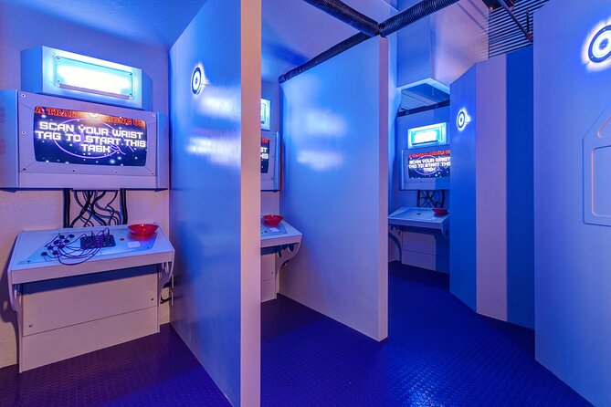 A Traitor Among Us Escape Room Game for Private Group - Private Group Experience