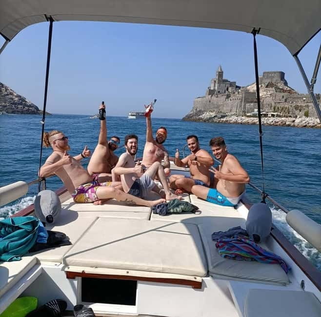 A unique experience of the Cinque Terre by sea. - FAQs about the Cinque Terre sea tour