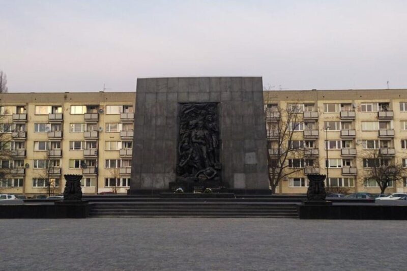 A unique walking tour of Jewish Warsaw -- past and present - Key Points