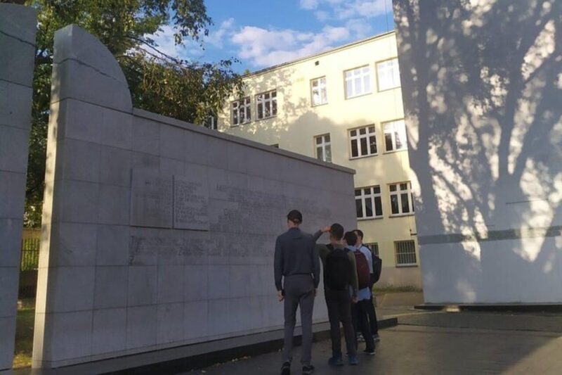 A unique walking tour of Jewish Warsaw -- past and present - Why the Tour is a Great Value